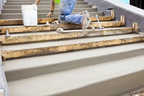 Concrete Steps Pouring in Niceville